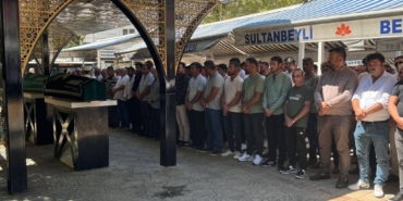 bilecik-haber_esi-tarafindan-oldurulen-4-cocuk-annesi-son-yolcuguna-ugurlandi-22435.jpg