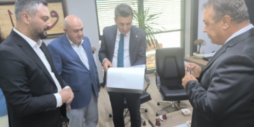 bilecik-haber_fabrika-sahibine-tesekkur-edildi-23176.jpg