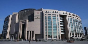 bilecik-haber_hanutculuk-la-iletisime-gectikleri-turistleri-eglence-mekanlarinda-yagmalayan-saniklara-dava-20989.jpg