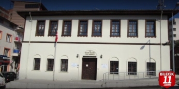 bilecik-haber_her-gun-onunden-gectigimiz-tarihi-binanin-gizemli-gecmisi-22607.jpg
