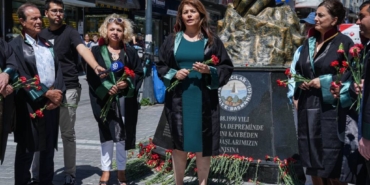 bilecik-haber_istanbul-da-avukatlar-17-agustos-depremini-andi-23903.jpg
