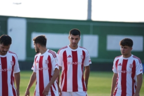 bilecik-haber_malatyaspor-sahaya-cikmadi-mac-baslamadi-22334.jpg