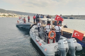bilecik-haber_marmara-denizi-nde-kanoyla-acildiktan-sonra-kaybolan-2-kisiyi-arama-calismasi-suruyor-25694.jpg