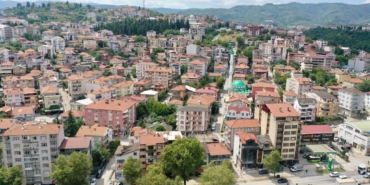 bilecik-haber_marmara-depremi-nin-merkez-ussu-golcuk-te-yikimin-yasandigi-bazi-alanlar-yeniden-goruntulendi-23505.jpg