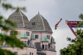 bilecik-haber_red-bull-cliff-diving-dunya-serisi-nin-siradaki-etabi-kanada-da-duzenlenecek-24884.jpg