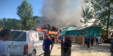 bilecik-haber_sakarya-da-ahsap-aski-atolyesi-yanginda-kullanilamaz-hale-geldi-23340.jpg