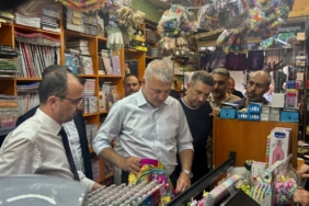 bilecik-haber_sakarya-da-ihtiyac-sahibi-ogrencilerin-okul-alisverisi-ticaret-ve-sanayi-odasinca-yapildi-26164.jpg