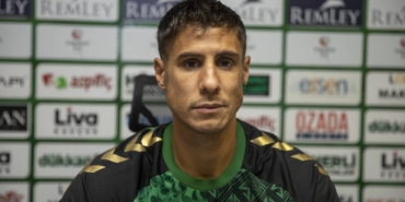 bilecik-haber_sakaryaspor-defans-oyuncusu-alper-uludag-i-renklerine-bagladi-21768.jpg