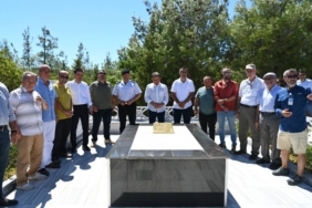 bilecik-haber_sehit-yarbay-huseyin-avni-bey-mezari-basinda-anildi-22847.jpg