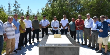 bilecik-haber_sehit-yarbay-huseyin-avni-bey-mezari-basinda-anildi-22847.jpg