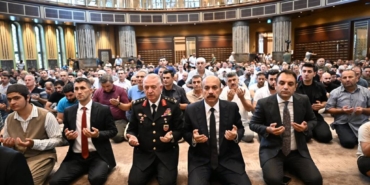 bilecik-haber_taksim-camisi-nde-sehitler-icin-kur-an-i-kerim-okundu-26361.jpg