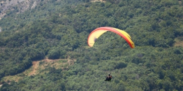 bilecik-haber_tekirdag-da-mavi-ve-yesilin-bulustugu-ucmakdere-mahallesi-yerli-ve-yabanci-turistlerin-ilgisini-cekiyor-24671.jpg