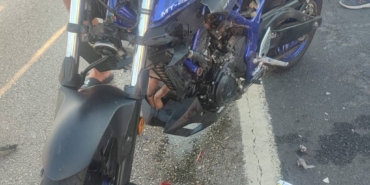 bilecik-haber_tekirdag-da-otomobile-arkadan-carpan-motosikletteki-2-kisi-yaralandi-22285.jpg