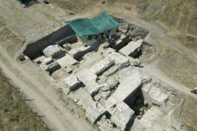 bilecik-haber_tekirdag-da-perinthos-antik-kenti-ndeki-tiyatro-gun-yuzune-cikariliyor-26575.jpg