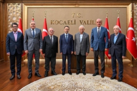 bilecik-haber_turk-devletleri-teskilati-aksakallar-konseyi-baskani-yildirim-vali-aktas-i-ziyaret-etti-25072.jpg
