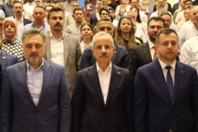 bilecik-haber_ulastirma-ve-altyapi-bakani-uraloglu-kirklareli-nde-ak-parti-il-danisma-meclisi-toplantisi-nda-konustu-23923.jpg
