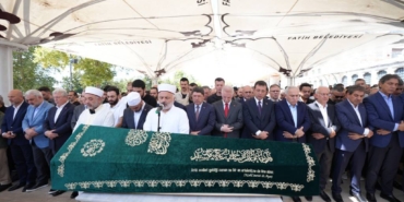 bilecik-haber_umraniye-belediye-baskani-yardimcisi-tuncer-son-yolculuguna-ugurlandi-24283.jpg