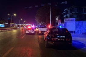 bilecik-haber_uskudar-da-motosiklet-ibb-aracina-carpti-1-i-agir-2-yarali-25266.jpg