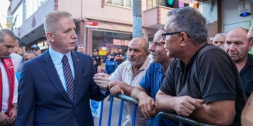 bilecik-haber_vali-gul-pendik-te-iett-otobusunun-carptigi-binayi-inceledi-21857.jpg