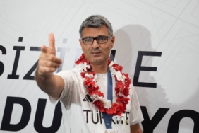 bilecik-haber_yusuf-dikec-tarzi-spor-sahalarinda-sevinc-pozu-oldu-22049.jpg