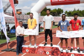 bilecik-haber_16-ismail-akcay-yol-kosusu-yapildi-26813.jpg
