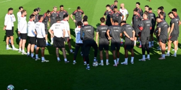 bilecik-haber_a-milli-futbol-takimi-galler-macinin-hazirliklarini-surdurdu-27232.jpg