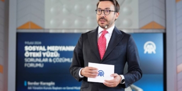 bilecik-haber_aa-genel-muduru-karagoz-sosyal-medyanin-oteki-yuzu-sorunlar-cozumler-forumunda-konustu-28577.jpg