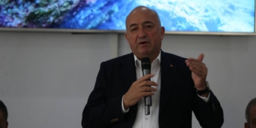 bilecik-haber_ak-parti-canakkale-milletvekili-gider-bayramic-te-muhtarlarla-bir-araya-geldi-27779.jpg