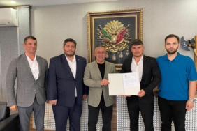 AK Parti'de yeni başkanlar göreve başladı