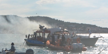 bilecik-haber_ayvalik-ta-gezi-teknesi-yandi-31010.jpg