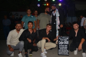 bilecik-haber_balikesir-de-mezar-tasi-isi-yapan-mermerci-esnafa-dugununde-esprili-hediye-29746.jpg