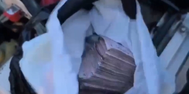 bilecik-haber_balikesir-de-suphe-uzerine-durdurulan-otomobilde-2-kilo-177-gram-uyusturucu-madde-ele-gecirildi-28320.jpg