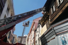 bilecik-haber_beyoglu-nda-3-katli-binada-cikan-yangin-sonduruldu-27018.jpg