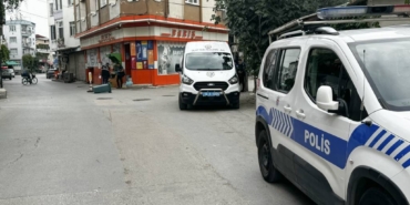 bilecik-haber_bursa-da-bisikletlinin-tabancayla-bir-kisiyi-yaraladigi-anlar-kamerada-28763.jpg