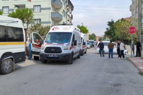 bilecik-haber_bursa-da-hafif-ticari-arac-ile-servis-minibusunun-carpistigi-kazada-11-kisi-yaralandi-30361.jpg