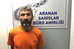 bilecik-haber_bursa-da-kesinlesmis-hapis-cezasi-bulunan-hukumlu-kahvehanede-okey-oynarken-yakalandi-30597.jpg