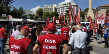 bilecik-haber_disk-genel-baskani-arzu-cerkezoglu-trakya-isci-bulusmasi-mitingine-katildi-28527.jpg
