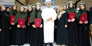 bilecik-haber_diyanet-isleri-baskani-ali-erbas-kirklareli-nde-hafizlik-icazet-torenine-katildi-30394.jpg