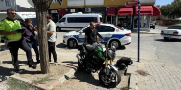 bilecik-haber_edirne-de-hafif-ticari-aracla-carpisan-motosikletin-surucusu-yaralandi-28530.jpg