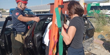 bilecik-haber_edremit-te-zincirleme-trafik-kazasinda-4-kisi-yaralandi-30711.jpg