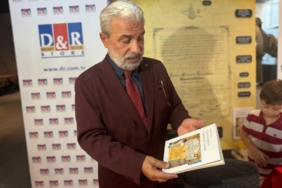 bilecik-haber_enver-besinci-nin-icazetli-hekim-diplomali-doktor-kitabinin-imza-gunu-gerceklestirildi-29607.jpg