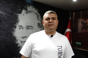 bilecik-haber_hazirlik-macinda-telefonu-var-gibi-kullanilan-gazeteci-o-anlari-anlatti-32438.jpg
