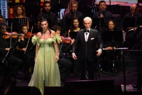 bilecik-haber_ispanyol-tenor-jose-carreras-istanbul-da-konser-verdi-31216.jpg