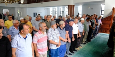 bilecik-haber_israil-guclerinin-katlettigi-eygi-icin-kirklareli-ve-tekirdag-da-giyabi-cenaze-namazi-29330.jpg