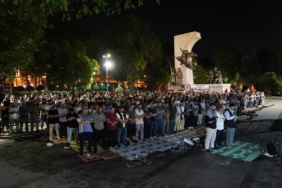 bilecik-haber_istanbul-da-filistinliler-icin-dua-edildi-28177.jpg
