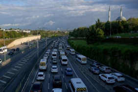 bilecik-haber_istanbul-da-sabah-saatlerinde-trafik-yogunlugu-artti-30016.jpg