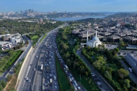 bilecik-haber_istanbul-da-sabah-saatlerinde-trafik-yogunlugu-yasaniyor-28595.jpg