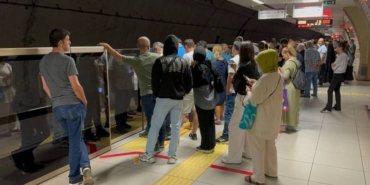 bilecik-haber_istanbul-da-samandira-uskudar-seferini-yapan-metro-arizalandi-28589.jpg