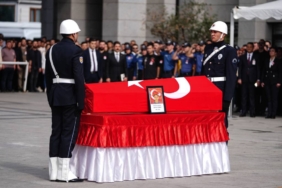bilecik-haber_istanbul-da-sehit-olan-polis-memuru-icin-cenaze-toreni-duzenlendi-31510.jpg