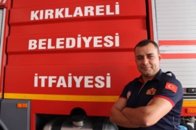 bilecik-haber_itfaiyeci-babasi-ve-amcasi-gibi-alevlerle-mucadele-ediyor-31908.jpg